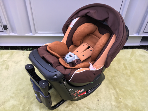 県外発送もOK☆エールベベ☆チャイルドシート☆クルットNT2 プラウド☆ALB871☆シナモンブラウン☆清掃済み