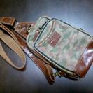 TRAVIS(トラヴィス)迷彩ミリタリー革ショルダーバッグ鞄