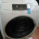 HITACHI 2013年式　９㎏ドラム式洗濯機　6㎏乾燥機付き