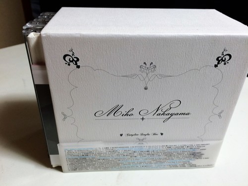 【レア品】中山美穂 SINGLES BOX (送料無料)
