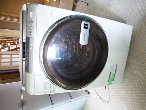 シャープ　ドラム式洗濯乾燥機　ES-V510