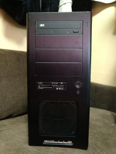 自作PC i5-750/4GB/500GB/GeForce310/Win7/office2010/高級アルミケース
