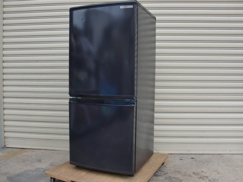 シャープ 137Lボトムフリーザータイプ冷凍冷蔵庫 SJ-14R-B（ブラック）中川区