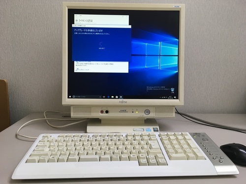 Windows10搭載パソコン（富士通 FMV-DESKPOWER EK30W ）