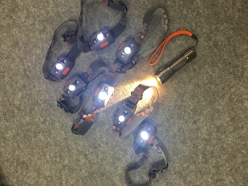 TOMOL LED ヘッドライト７台＋懐中電灯１台