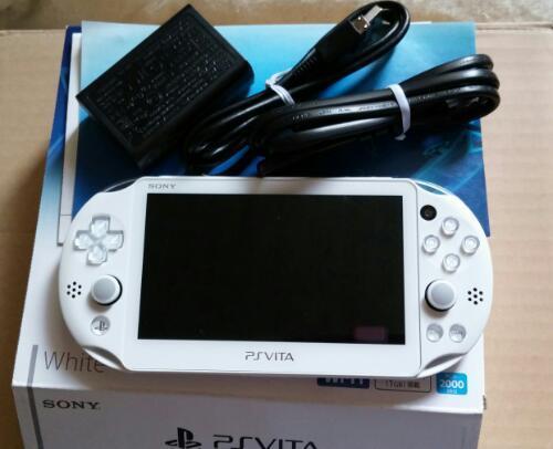 PS - Vita Wi-fi モデル本体