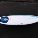 BYRNEバーントムキャロルのサーフテックボード