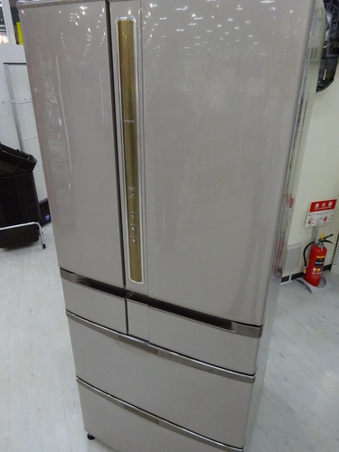 取りに来れる方限定！HITACHI(ヒタチ)　6ドア冷蔵庫　R-X6000　601L（冷凍182L)　2008年製