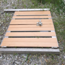 門扉  木目調アルミ製 門扉です。