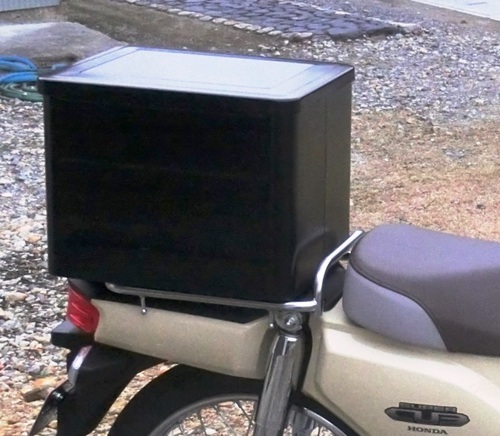スーパーカブ スチール製リアボックス ブラック Eimei 高蔵寺のホンダの中古あげます 譲ります ジモティーで不用品の処分
