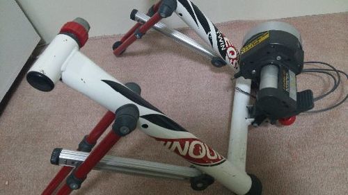 avanti ロードバイク、ローラー台