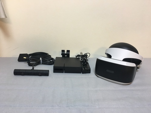 Playstation VR 【PS VR】カメラ同梱版 + モーションコントローラ２台 + バイオハザード7 グロテスクVer.