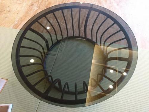 円形 ガラステーブル フラワー形 直径90cm センター・リビングテーブル　展示品　 (16261)