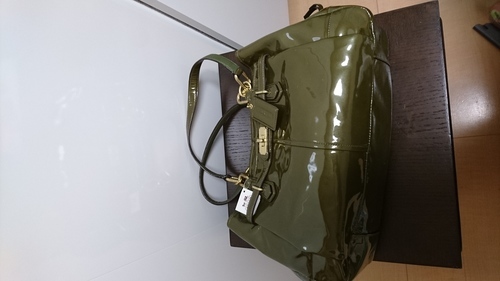 新品　コーチ　バックタグ付き