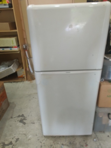 東芝 2006年製 2ドア冷凍冷蔵庫 定格内容積120L あげます (ハピネス 