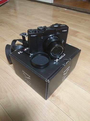 FUJIFILM 富士フィルム X20 カメラ