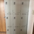 新品ロッカー、新品メールボックス、新品ドア