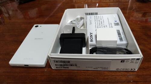 Sony Xperia Z5 Compact E53 ホワイト Simフリー 2gb 32gb 23mp 4 6インチ 4g Lte 動 バロン 大和のその他の中古あげます 譲ります ジモティーで不用品の処分 Sony Xperia Z5 Compact E53 ホワイト Simフリー 2gb 32gb 23mp 4 6インチ 4g Lte 動 バロン 大和のその他の中古あげます 譲ります ジモティーで不用品の処分