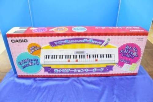 美品★CASIOカシオ 電子★61標準鍵光ナビキーボード LK-122　使いやすいピアノ