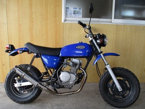 ホンダ　エイプ50　アオ色