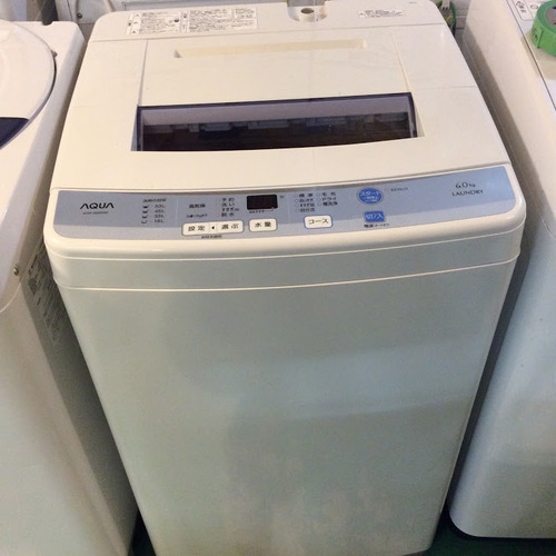 【期間限定30％OFF・全国送料無料・半年保証】洗濯機 2016年製 AQUA AQW-S60D 中古