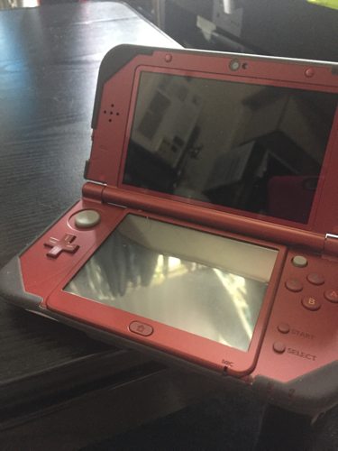 任天堂3DS ワインレッド