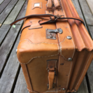 アンティーク本革製トランク