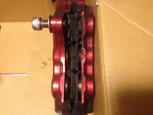 希少ブレーキキャリパー ベルリンガーフロントキャリパー一台分