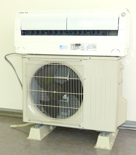 三菱電機 霧ケ峰 ルームエアコン ６畳 ムーブアイ プラズマ空気清浄ユニット MSZ-L225-W 2015年製