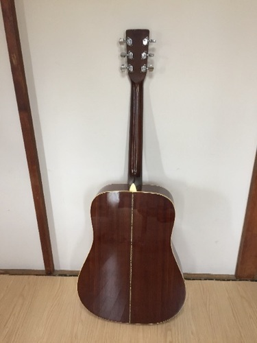 モーリス w-18 Morris のアコギ W-18 古いけれど見た目は立派！手入れして弾い