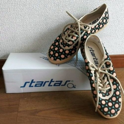 日本未入荷！新品☆個性的な柄☆STARTASスニーカー①！
