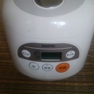 SANYO ECJ-YM10　2010年製電気炊飯器