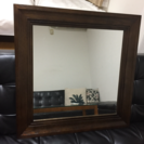 高級感のある大きな鏡です