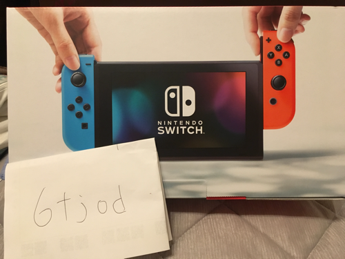 ニンテンドースイッチ マリオカート マイクラフト付 売ります。