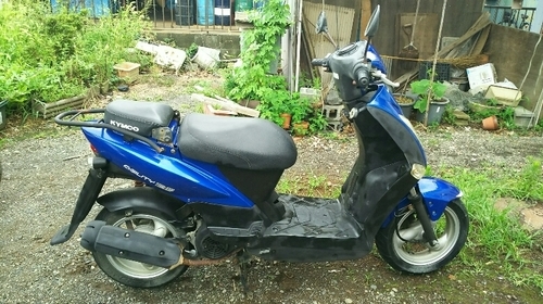 アジリティ１２５　セル始動！ワンツー　V125？シグナス？PCX?