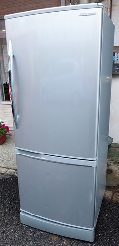 ☆\tナショナル National NR-B231B 234L 2ドアノンフロン冷凍冷蔵庫◆上の棚でもラクに手が届く低めサイズ