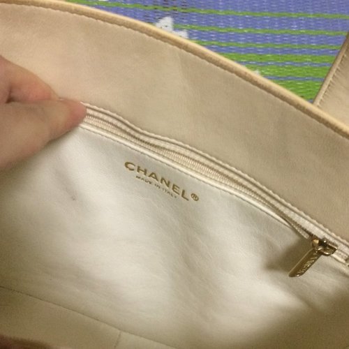 正規品　シリアル有り　CHANEL　エナメル チョコバー ハンドバッグ