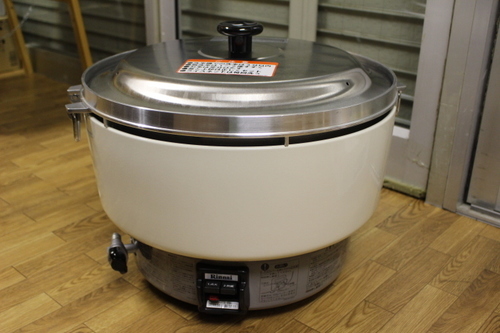 値下げました！ほぼ新品　リンナイ 都市ガス炊飯器　 4升 RR-40S1-13A
