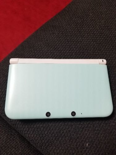 美品✨3DSLL本体✨ミント×ホワイト