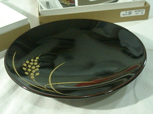 ▶︎未使用　京都 「 漆器の 井 助 」丸皿　金 稲穂 蒔絵　2枚
