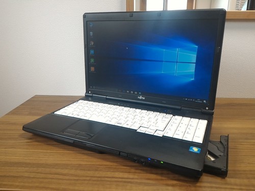 お取引中)高速ﾃﾞｭｱﾙｺｱ搭載 ﾒﾓﾘ4G HDD320G Office2016 高性能Windows10ノートPC Pentium/ﾒﾓﾘ4GB/HDD320GB/DVD-RW/無線LAN/Kingsoft Office2016 [富士通 Lifebook A552EX]
