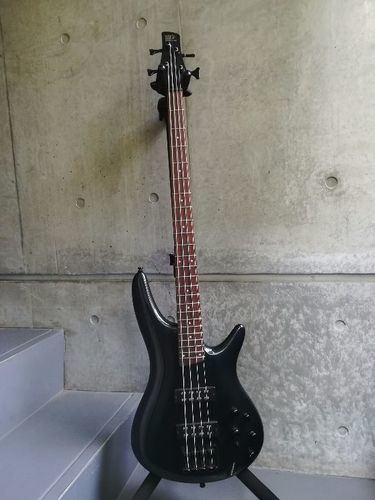 ibanez SR300EB ベース