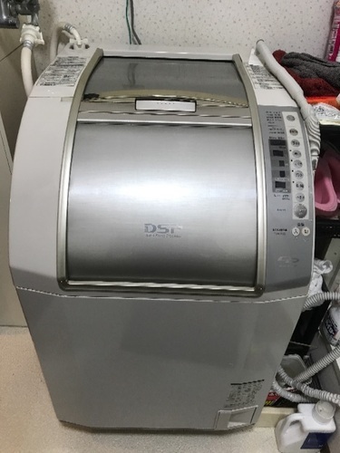 東芝ドラム式全自動洗濯機(8.0kg) お売りいたします。