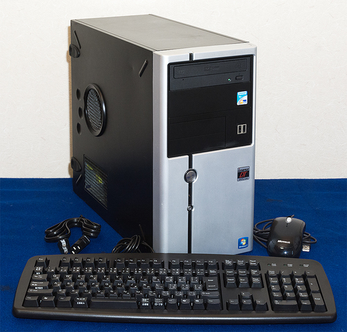 ライトゲーミングパソコン　半自作、Windows10 Home マインクラフト等