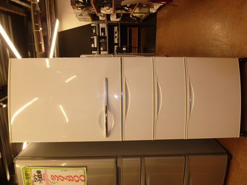 4ドア冷凍冷蔵庫355Lアクア2012年製AQR-361A