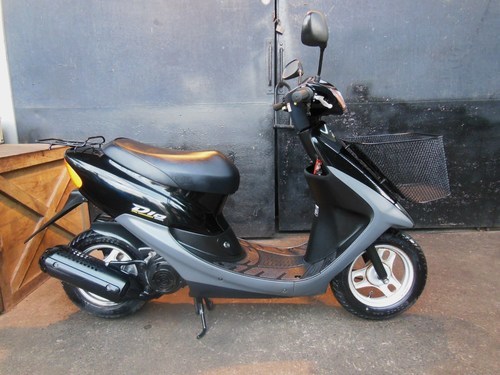 美車HONDA ＤＩＯ セル始動 スピードも確り出て 好調 めったに出ないすごく程度良い車両です。すぐ乗り出し可能