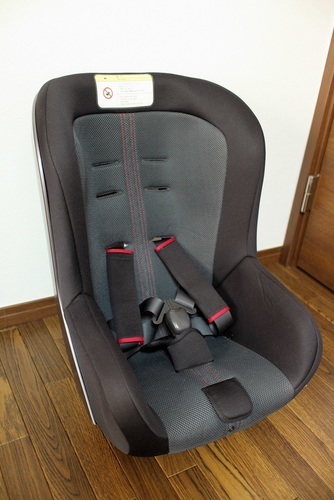 ★お届け可★ ISOFIX対応チャイルドシート takata04-i fix