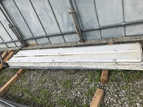 万能板 3m フックボルトタイプ 中古 1枚600円（税込）80枚あり 合計金額48000円（税込）
