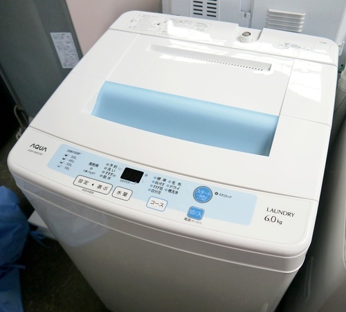 ◎2014年製◎AQUA 簡易乾燥機能付き洗濯機 6kg AQW-S60C
