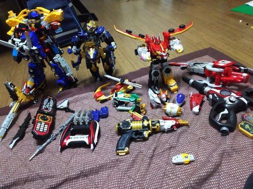 戦隊ロボット、ゴーバスターズ、ゴセイジャーレンジャーキー